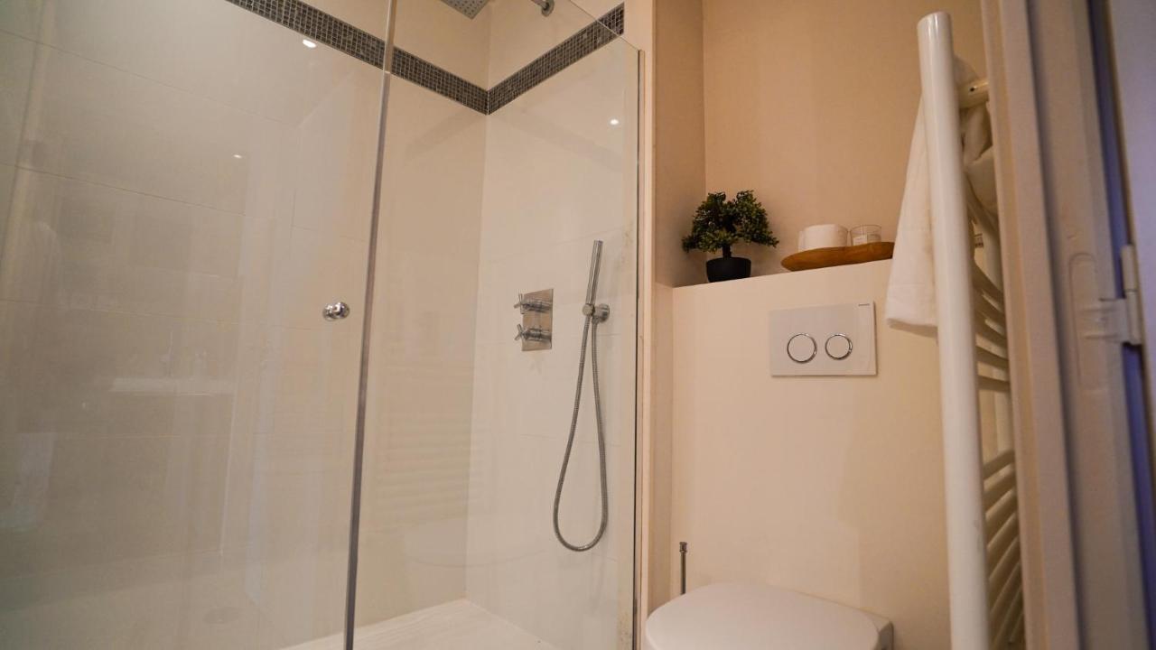 Studio Apartment Massena Nice! Free Breakfast! المظهر الخارجي الصورة
